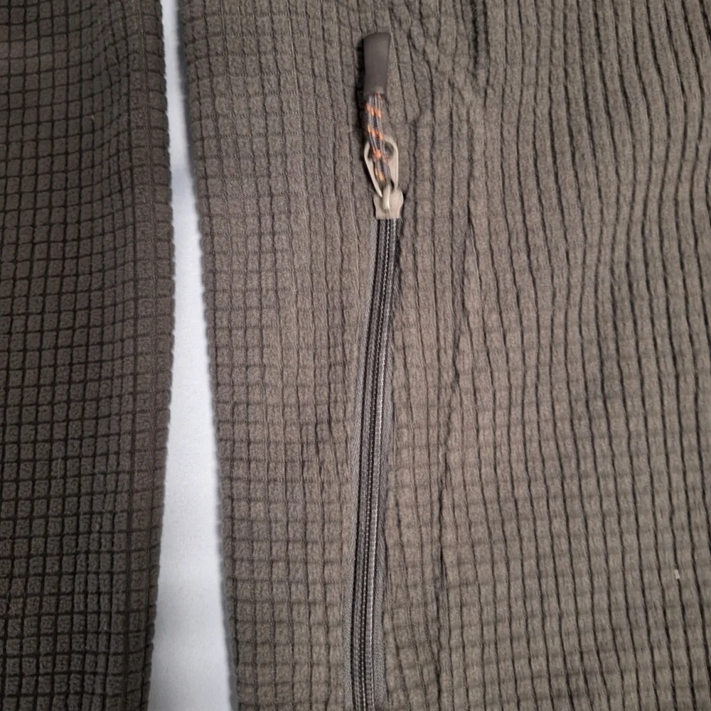 New Balance waffle woven 100% polyester Jacket. Men's large gray.